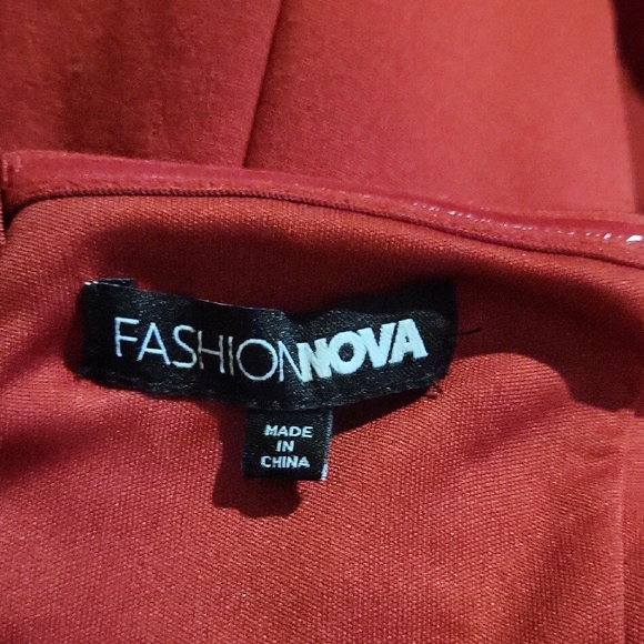 Wilma Ruffle Mini Dress - Picture 2 of 4